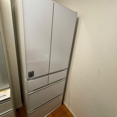 r-hw60n　６ドア冷蔵庫