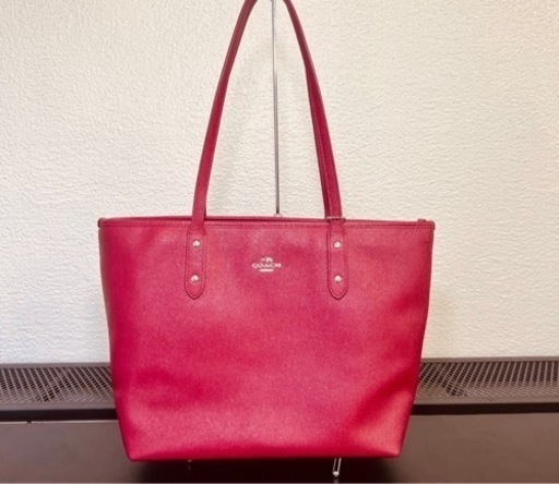 【新品・未使用】COACHショルダーバッグ