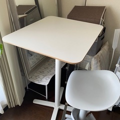 【ネット決済】IKEA ハイテーブル、ハイチェア　