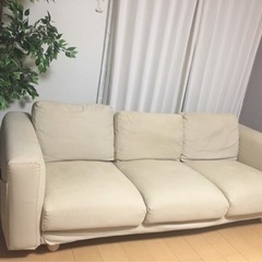 IKEA製　3人掛けソファ