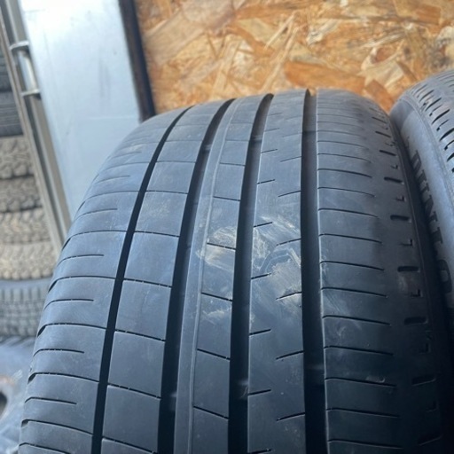 バリ山　DUNLOP ダンロップ　VEURO VE304 235/45R18 夏タイヤ　2022年製　18インチ