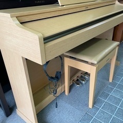 2016年製　高年式美品YAMAHA 電子ピアノ YDP-162C 