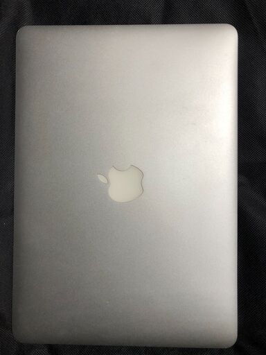 MacBook Air 13インチ Mid 2012 MD232J/A」軽量薄型モバイルノートPC / Core i5搭載 / メモリー4GB / SSD-256GB / Webカメラ / Bluetooth / 無線LAN / バッテリー使用可 / MacOS(Catalina)&Office2019とWin10&Office2010の選択起動可能 / 中古品 Mac MacBook Air 13インチ Mid 2012 MD232J/A」軽量薄型モバイルノートPC / Core i5搭載 / メモリー4GB / SSD-256GB / Webカメラ / Bluetooth / 無線LAN / バッテリー使用可 / MacOS(Catalina)&Office2019とWin10&Office2010の選択起動可能 / 中古品 Mac
