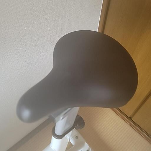 STEADY スピンバイク【 Designed in Japan 独自開発の非接触式airホイール®︎ / 静音 / 専用モニター ( 心拍数 / 距離 / カロリー / スピード ) / 水平アジャスター 】 ステディ ST128 フィットネスバイク 組立簡単