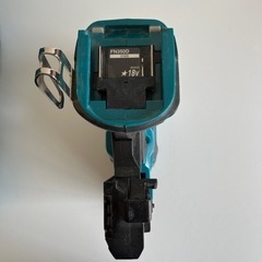 マキタ充電式面木釘打　FN350DZK