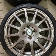 軽自動車を引っ張りタイヤ