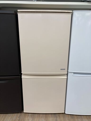 【6か月保証】単身向けゆったりSHARP(シャープ)の2ドア冷蔵庫が入荷しました！