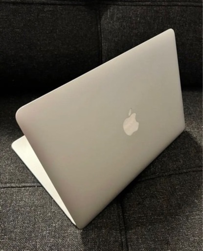 Apple MacBook Air Core i7 ノートパソコン （C76）