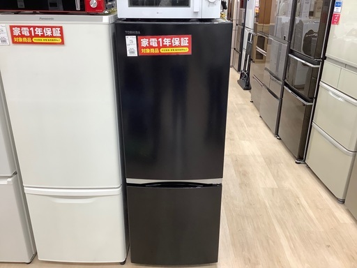 TOSHIBA 2ドア冷蔵庫。