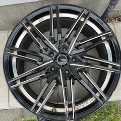 ウェッズ　レオニス　グレイラ　18インチ　ホイール