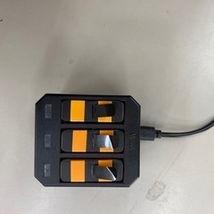 中古　充電器　バッテリー3個付き　Vemico gopro バッ...