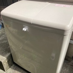 HITACHI  2015年製　二層式洗濯機