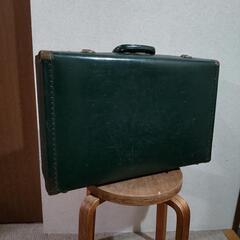 昭和レトロ　スーツケース（紙材質）