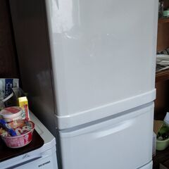 【差し上げます】【現地引取】登別)三菱ノンフロン冷凍冷蔵庫330L