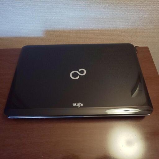 富士通 LIFEBOOK AH40/D