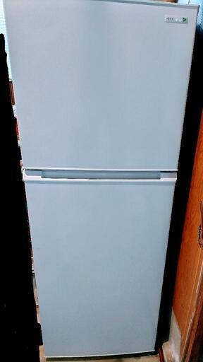 冷蔵庫　２０１８年製　一人〜数人分