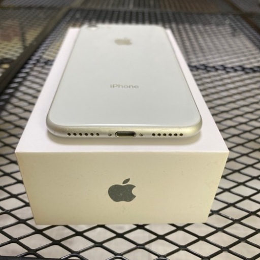 iPhone8美品です。　さらに値下げしました。