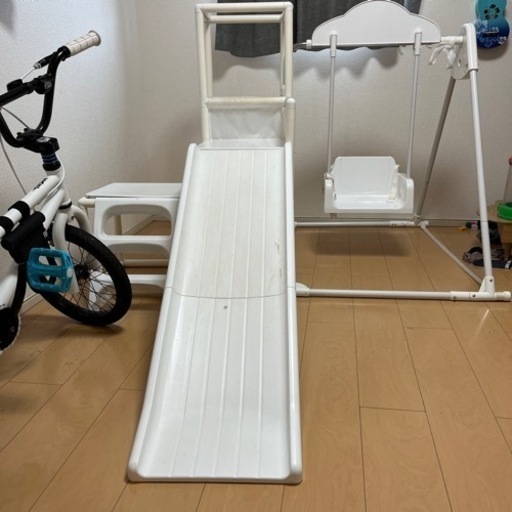 子供ジャングルジム