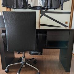 ニトリの机と椅子セット②