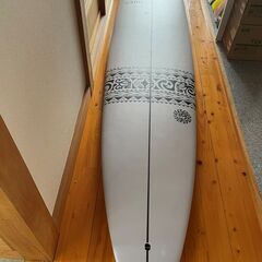 9.6 Safiri Surfboard ソフトボード 裏面ハー...