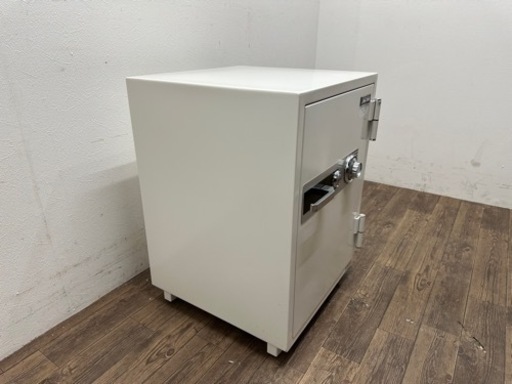 井上金庫 耐火金庫 52L ダイヤル式 99kg ホワイト PHD－100D