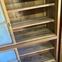 古民家 アンティーク家具 昭和箪笥 収納棚 食器棚 木製 ガラス戸 キャビネット カフェ棚 陶器飾り棚 和製 ヴィンテージ