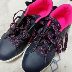 Reebok靴★スニーカー24.5