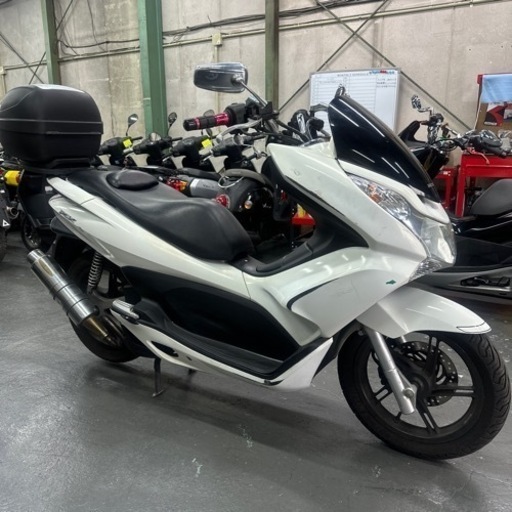 PCXカスタム28後期️‼️タダオマフラー✨HIDヘッドライト✨セル1発‼️リアボックス✨全国陸送✨
