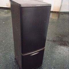 ET1804番⭐️Panasonicノンフロン冷凍冷蔵庫⭐️