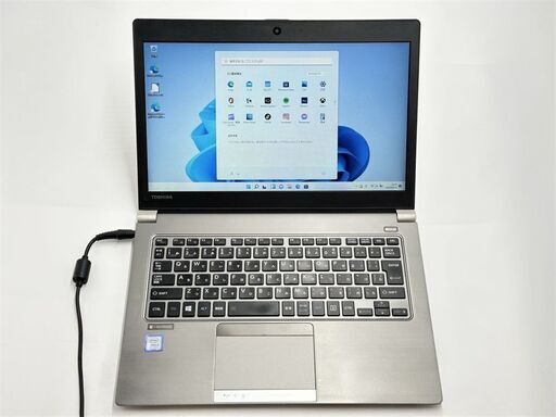 送料無料 保証付 高速SSD 13.3型 薄型 ノートパソコン 東芝 R63/J 中古良品 第7世代Core i7 8GB 無線 Bluetooth カメラ Windows11 Office