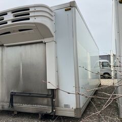床縞鋼板【希少】 4トン冷凍冷蔵コンテナ 幅248cm長さ645cm高さ