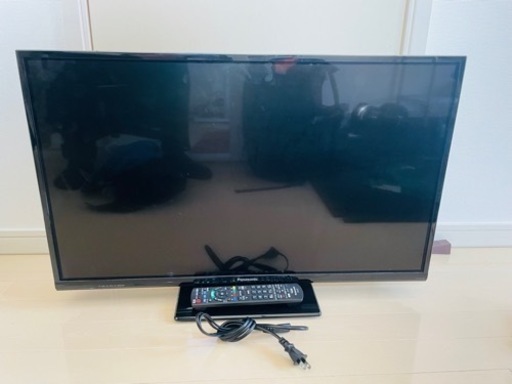 Panasonic 32型テレビ 2017年製 TH-32D305