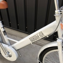 新車☆特価　シンプル　シティーサイクル　22インチ自動点灯ライト 　一台限り