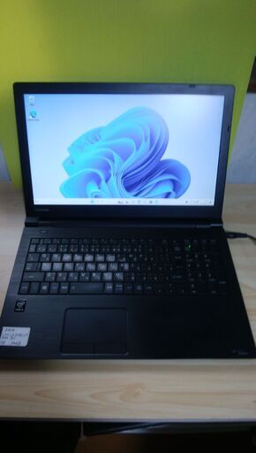 ノートパソコン TOSHIBA  dynabook B35/R