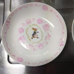 ピーターラビット大皿(カレー皿)の画像