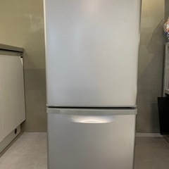 パナソニック　冷蔵庫　NR-B145W-S