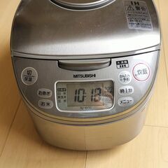 三菱IH炊飯器5.5合炊き(取り扱い説明書あり）