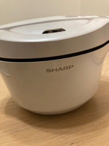 SHARP】ヘルシオ ホットクック 水なし自動調理鍋 2.4L 白 KN-HW24F-W 