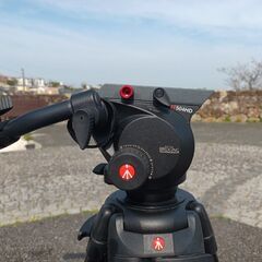 極美品】Manfrotto 504HDビデオ雲台＋カーボンツインビデオ三脚