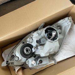 ［お取り引き中］30系セルシオ後期　純正ヘッドライト①