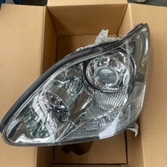 ［お取り引き中］30系セルシオ後期　純正ヘッドライト①