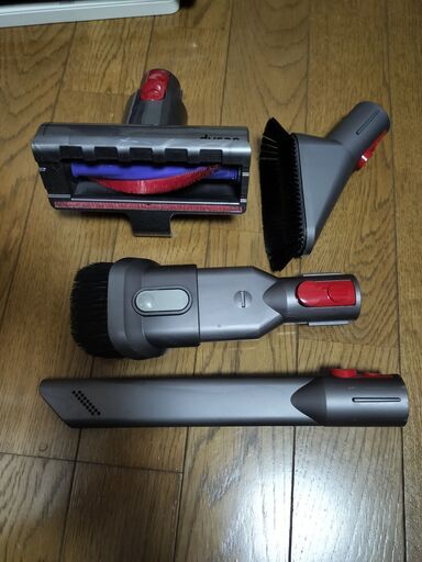 訳あり　ダイソンSV14コードレスクリーナー　スタンドその他付