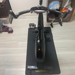 Fitbox BLACK エアロバイク　中古　美品！