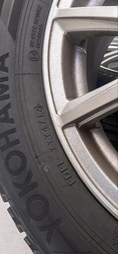 215/ 60r16　ホイル付きスタッドレスタイヤ