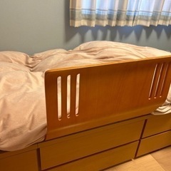 木製ベッドガード