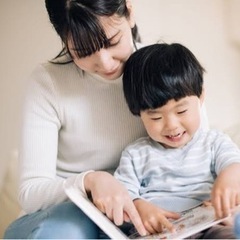 読み聞かせを３歳児に。