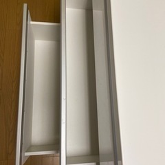 部屋の模様替えの為出品します。