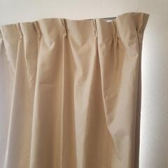 一級遮光カーテン（幅100cm , 丈200cm）×2枚