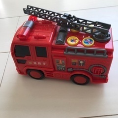 消防車のおもちゃ（音と光あり）