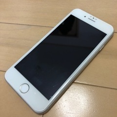 【中古】iPhone8 ホワイト　ドコモ　スマホ　iPhone 